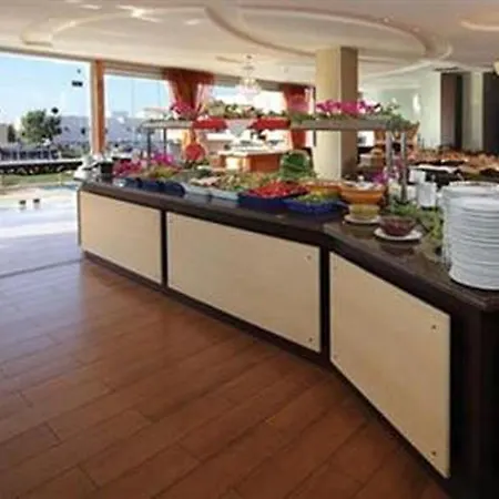 Vasia & Hotel