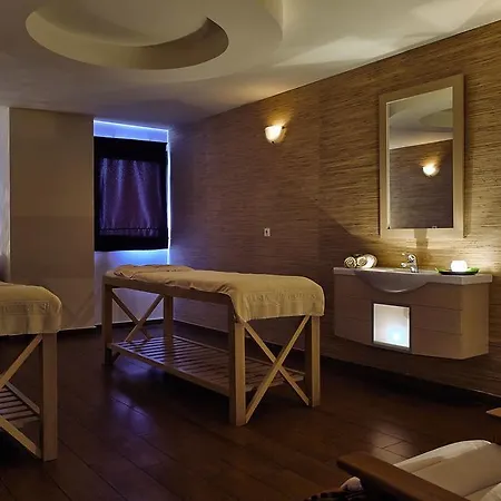Vasia & Otel Sissi